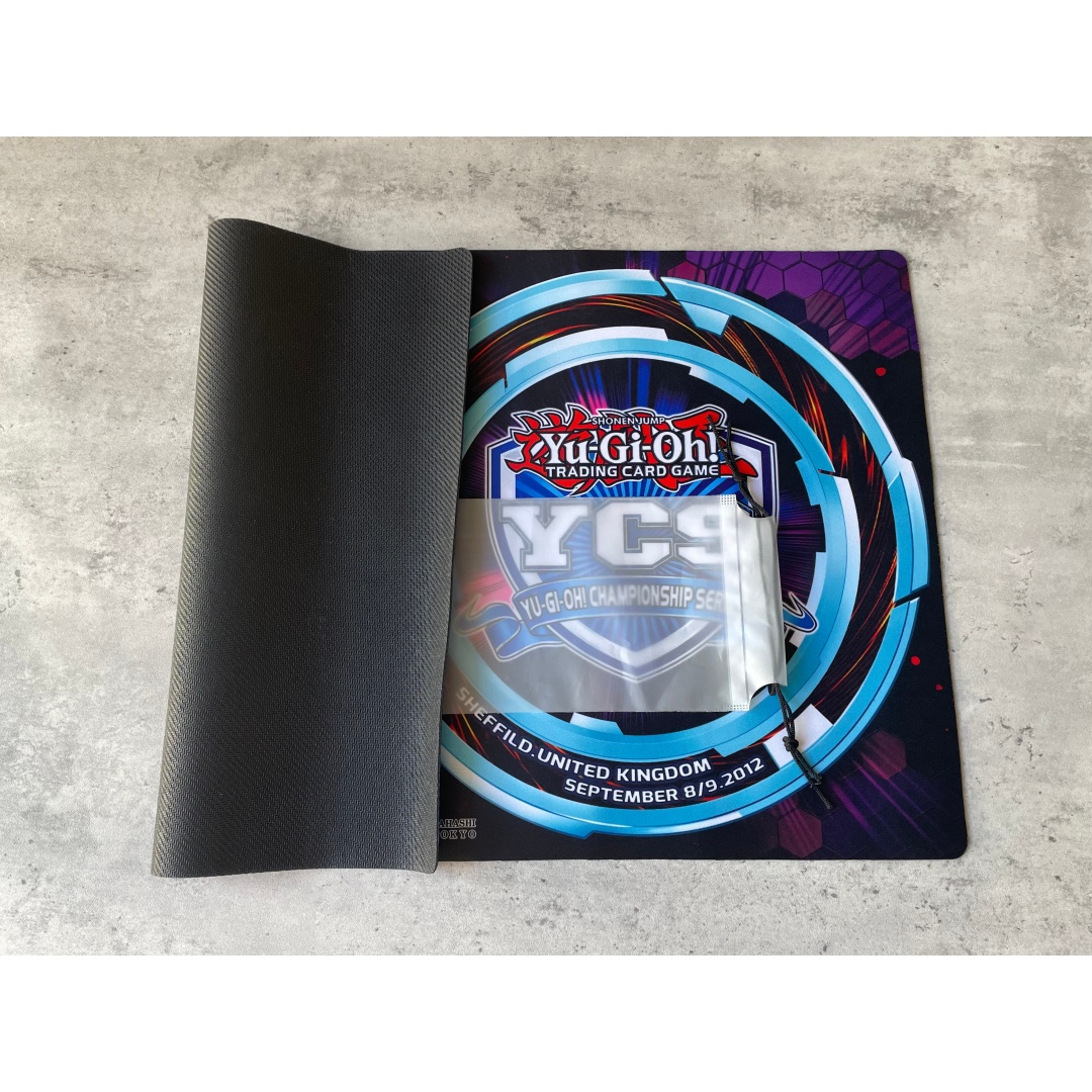 Yu-Gi-Oh! 600x350mm Breaker Th - Board Game Gi 评论和价格