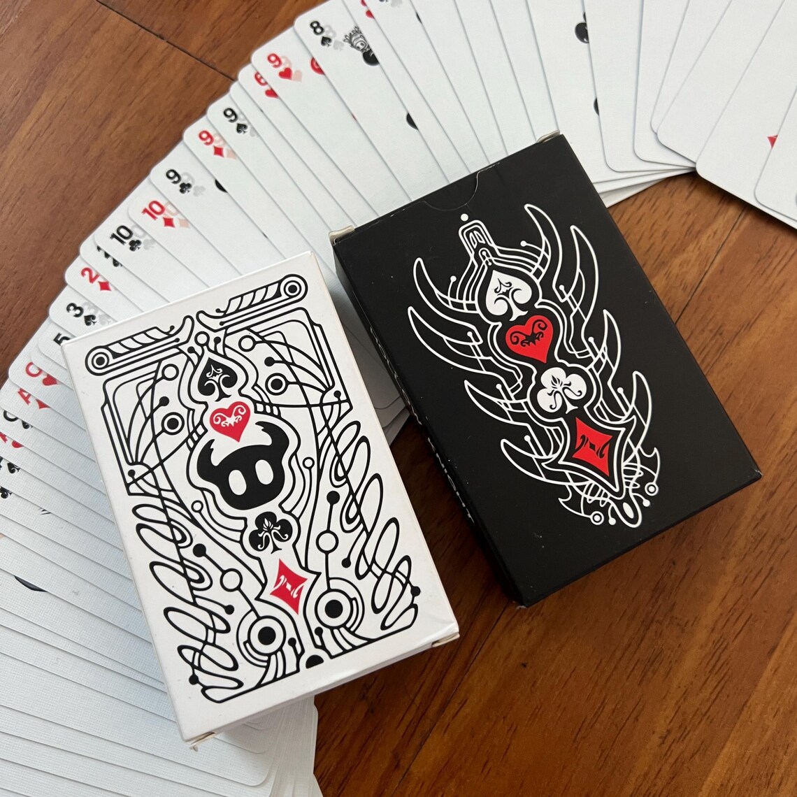 Hollow Knight Standard Poker C - Board Game Is 评论和价格